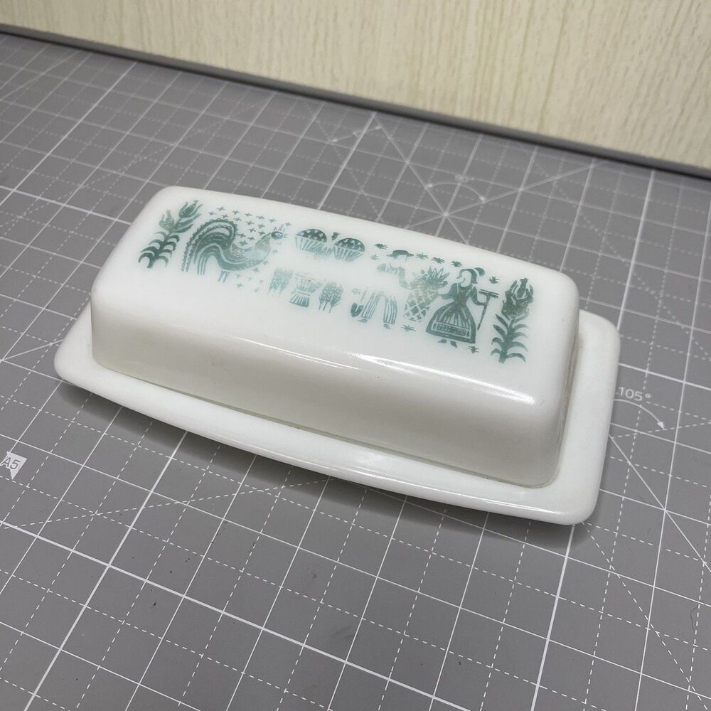 Vintage Pyrex Amish Butterprint Butterdish Read